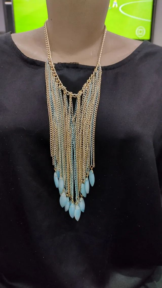 Lote com 4 Colares novos  - Foto 2