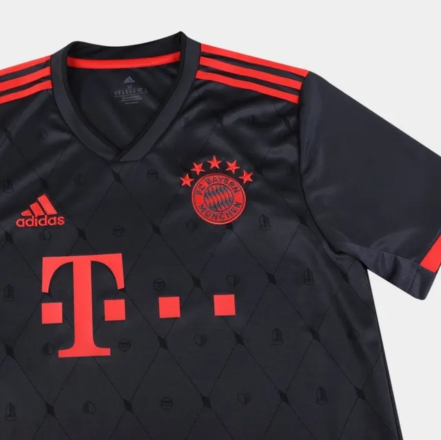 BAYERN DE MUNIQUE / CAMISA AUTOGRAFADA - Camisa oficial