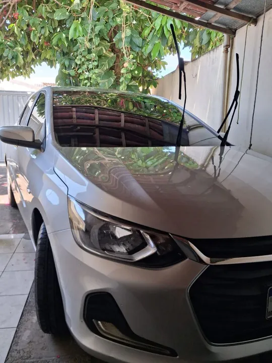 Onix LT1 2021 Prata com apenas 29.000km