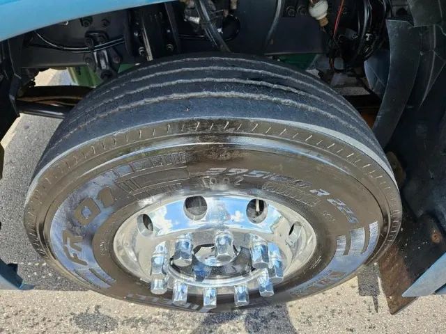 Volvo FH 540 6x4 Susp Mola Motor Euro 5 Mídia Geladeira Top pneus novos rodas alumínio - Foto 12