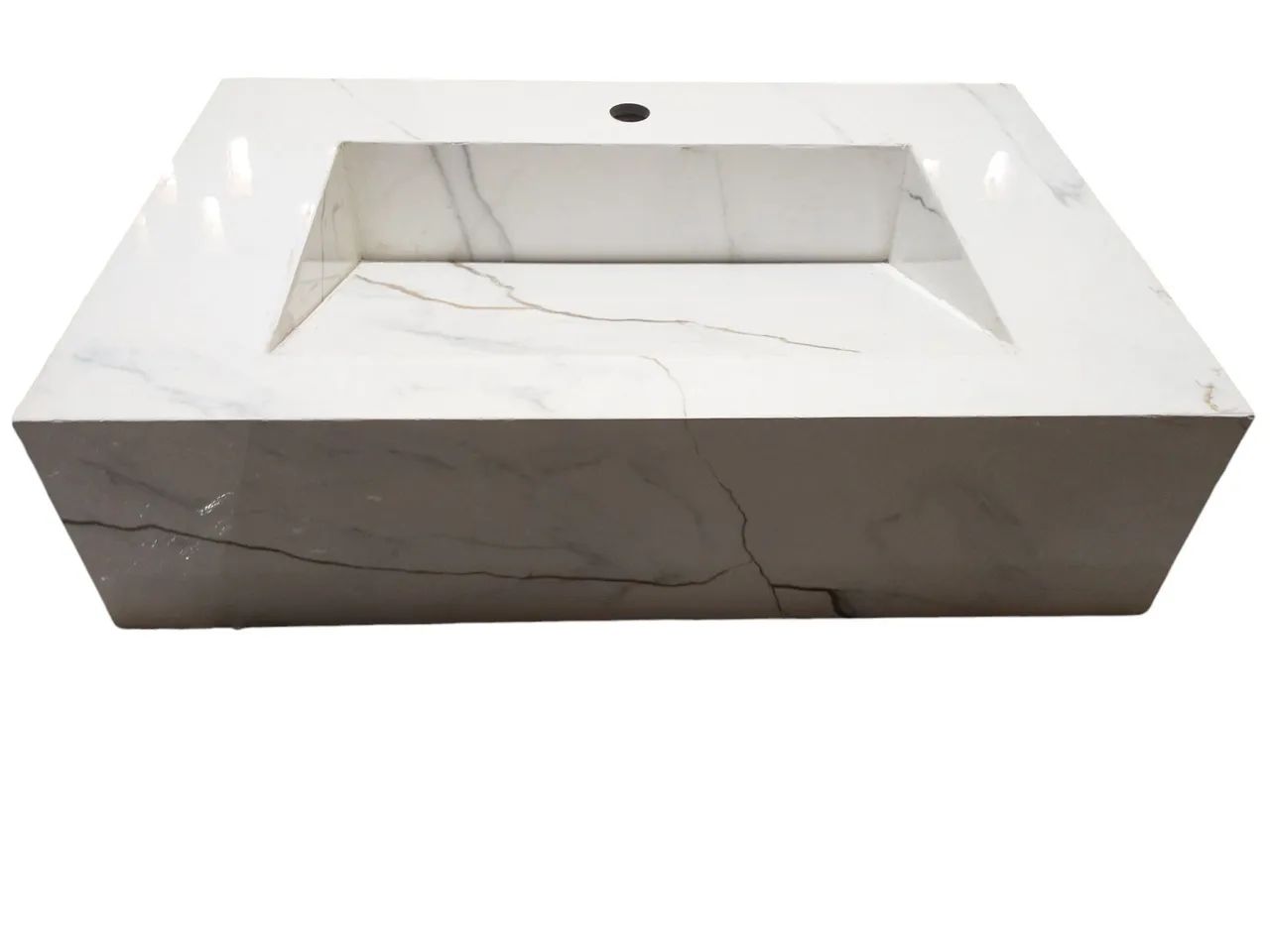 Cuba de banheiro escupida em porcelanato branco 63x40