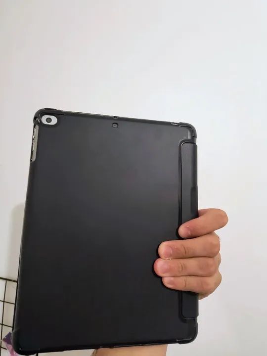 iPad 6ª geração 128 GB Wi-fi + Chip - Foto 2