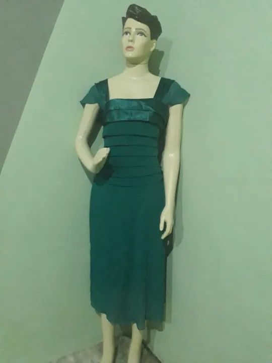 Vestido de festa com echarpe - Foto 2