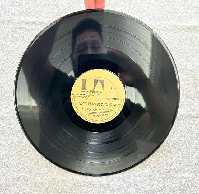 Disco de Vinil Eletric Light Orchestra - A New World Record - Foto 3