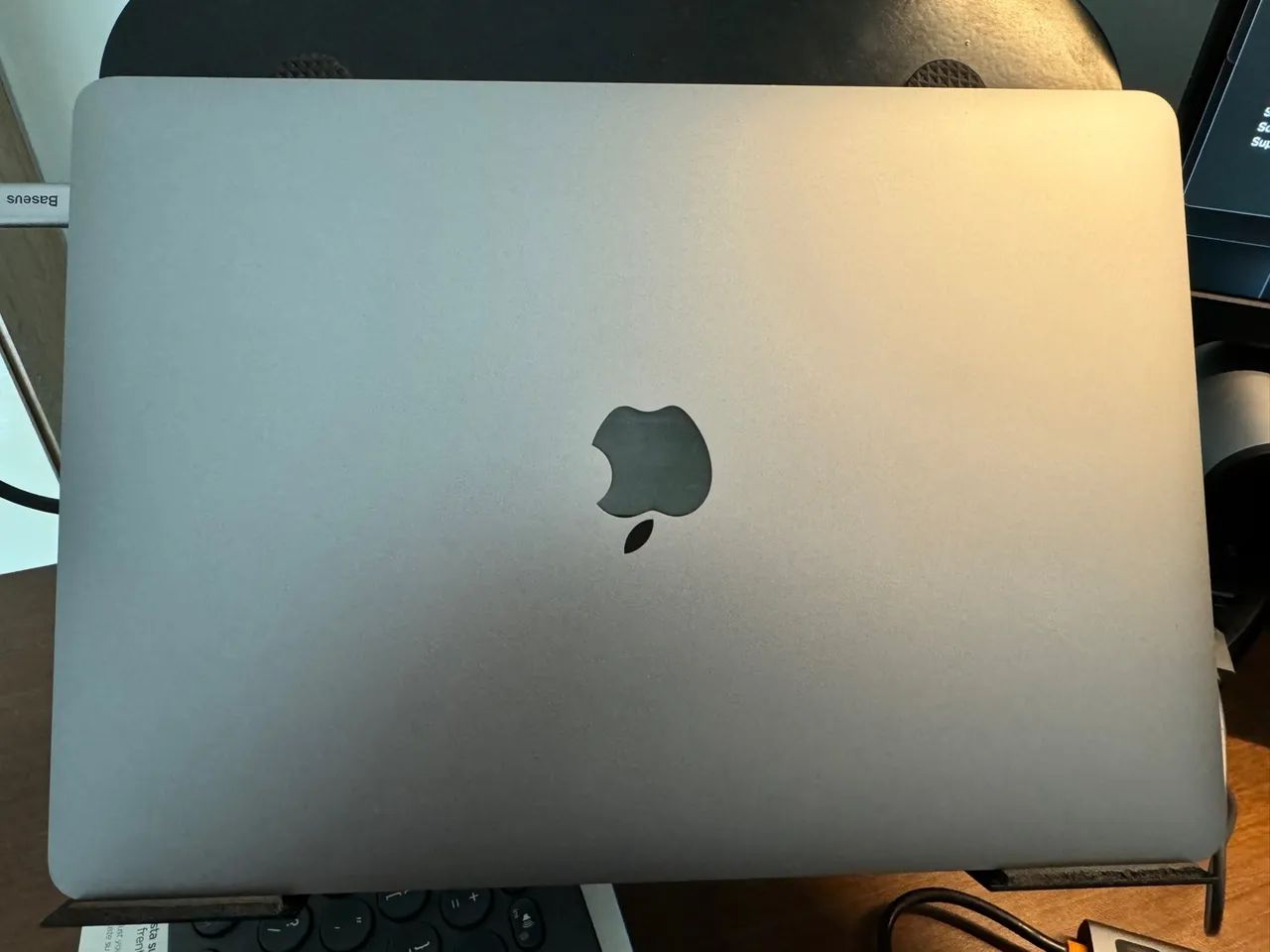 MacBook Pro M1 - 8gb - 256 ssd - Foto 2