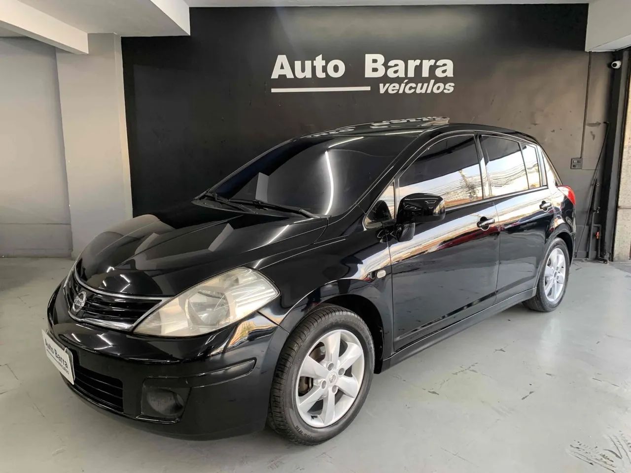 NISSAN TIIDA 2011 Usados e Novos