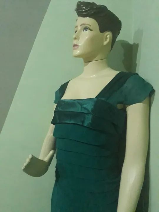 Vestido de festa com echarpe - Foto 3