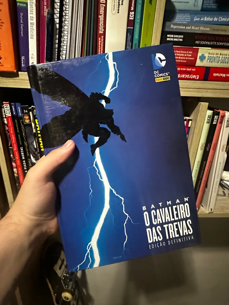 Watchmen Ediçao definitiva e Batman Cavaleiro das Trevas Edicao definitiva