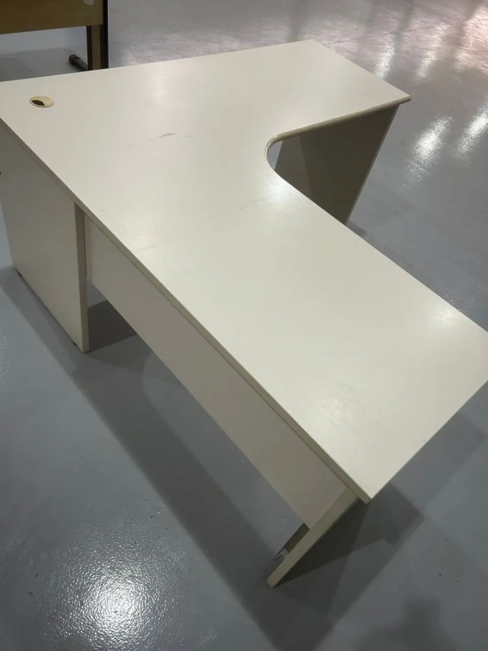 Mesa em L escritorio - Foto 4