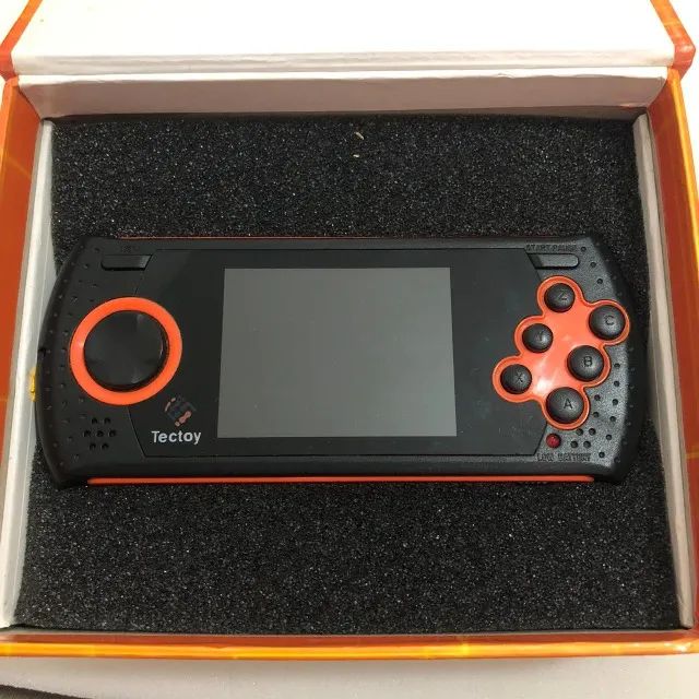 MD Play portátil - Mega Drive na palma da sua mão, com caixa e jogos! - Foto 4