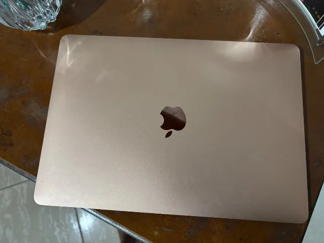Apple Macbook Air Processador M1 - 8Gb - 256Gb SSD - Tela de 13.3" Rose gold