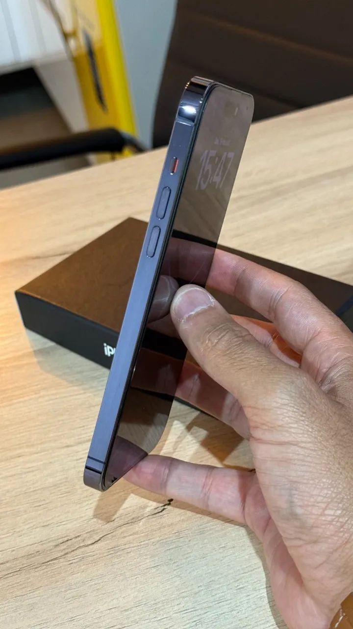 iPhone 14 Pro Max 128GB - Detalhe na tela! Veja as fotos! Loja