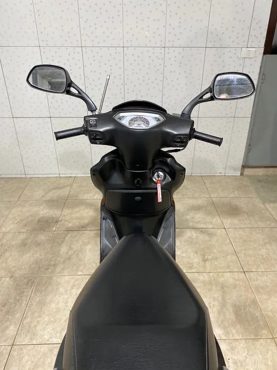 Suzuki Burgman 125i - 2015  - Foto 7