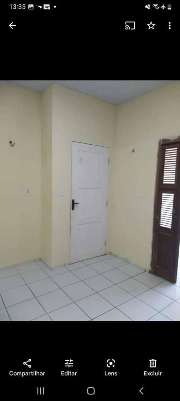 Aluguel de casa.
