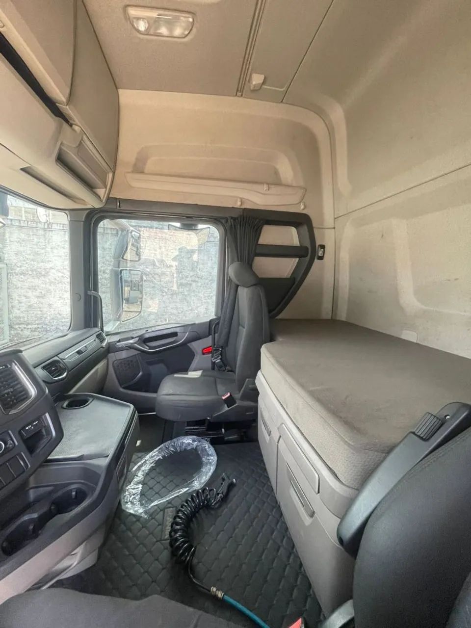 Scania highline R450 6x2 ano 2019 extra completa  - Foto 5