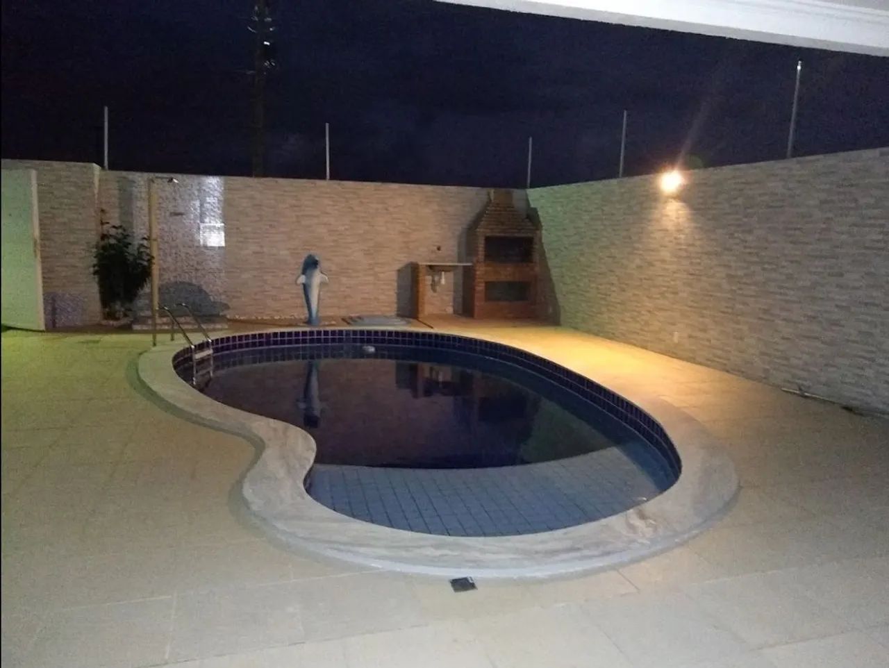 Casa na Barra de São Miguel( Alugo)