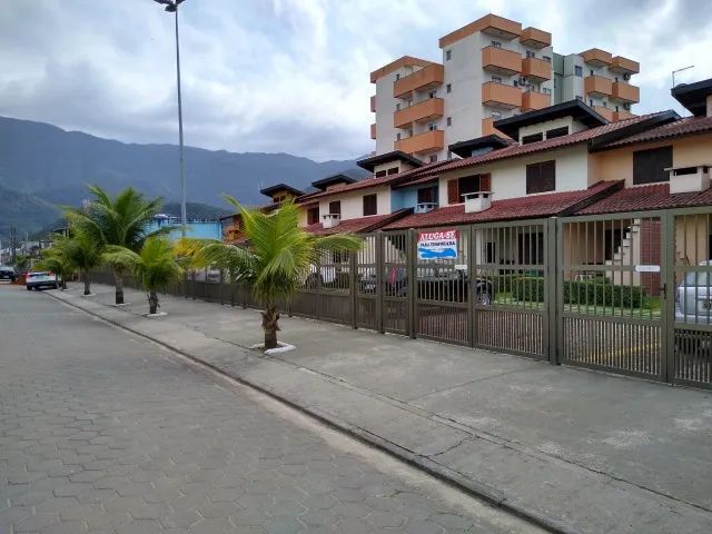 Casa condomínio com Piscina a 100m da Praia Massaguaçu- Caraguatatuba Disp. para Carnaval