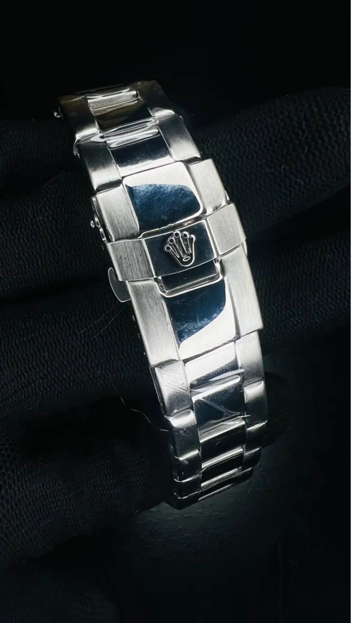 Relógio Masculino Prata com Fundo branco  - Foto 2