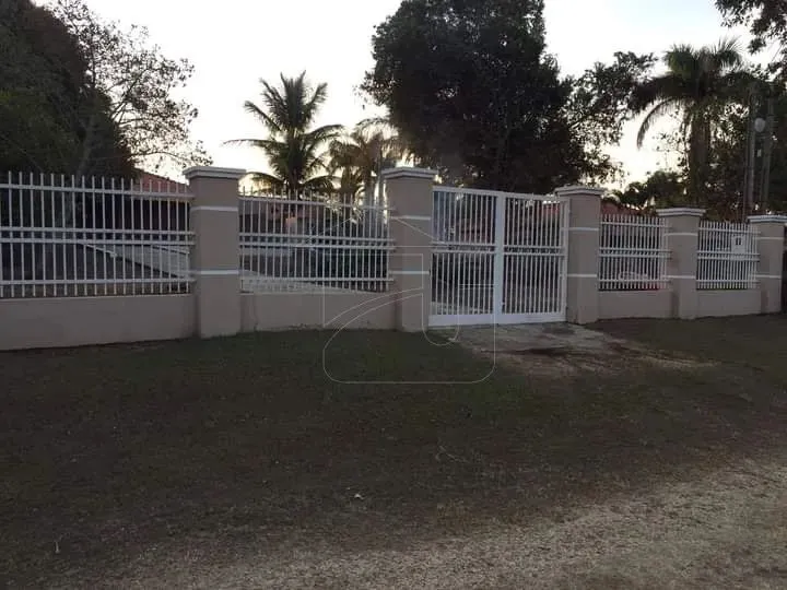 Casa em Condomínio em Condomínio Morada - Sabino