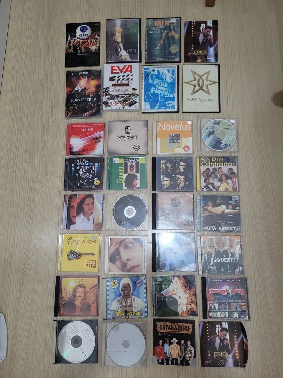Coleção de CDs e DVDs Variados - Música e Filmes - Foto 2
