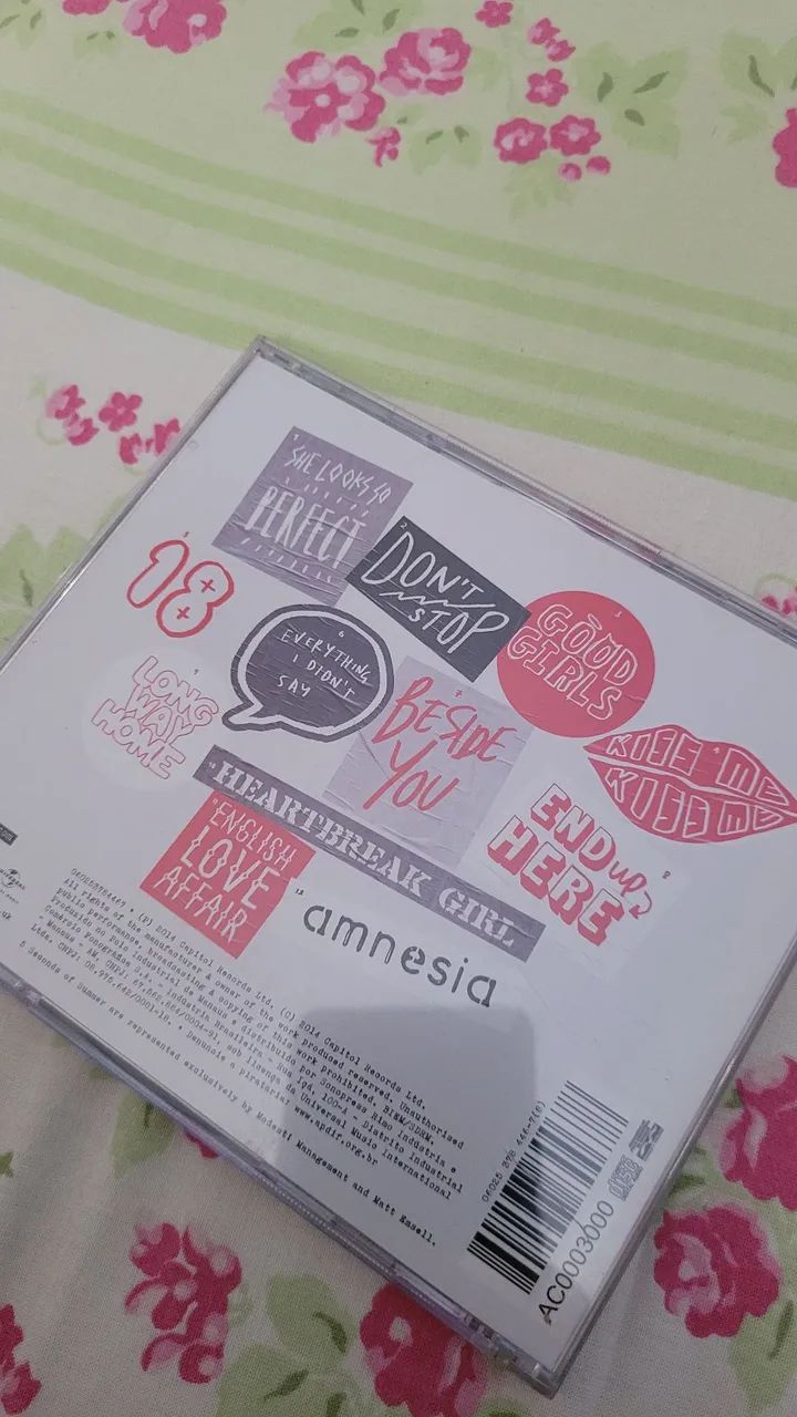 5 seconds of summer cd  - Foto 2