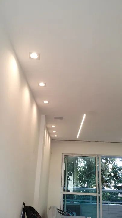 Smart LED ceiling lighting64310425221762124
