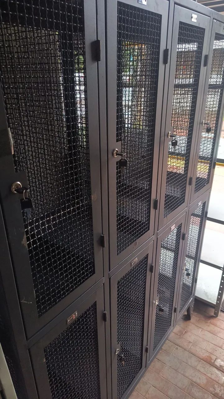 Armário de aço 8 portas c chave - Foto 3