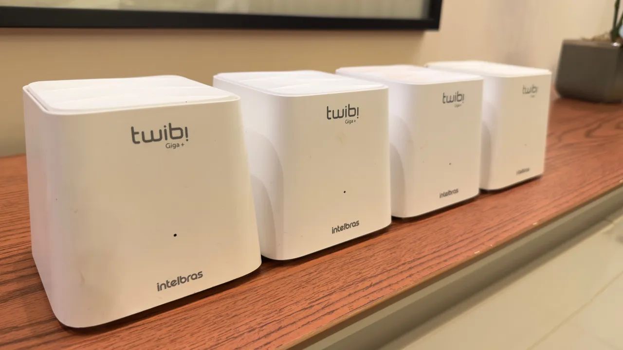 Kit 4 Roteador Wi-Fi Twibi Giga+ Intebras