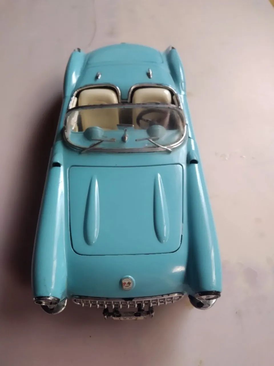 Miniatura Chevrolet Corvette 1/18