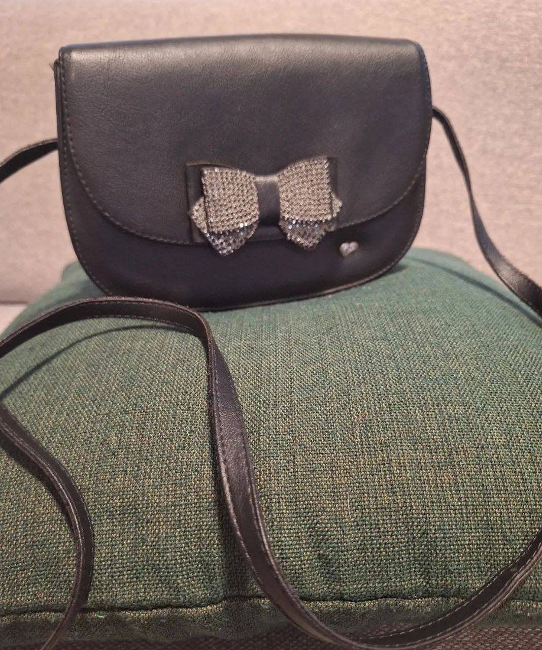 Bolsa Tiracolo Infantil Pampili Preta Laços Strass - Foto 2