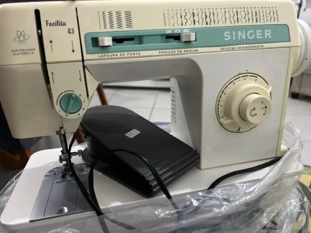MÁQUINA DE COSTURA SINGER FACILITA 43  - Foto 2