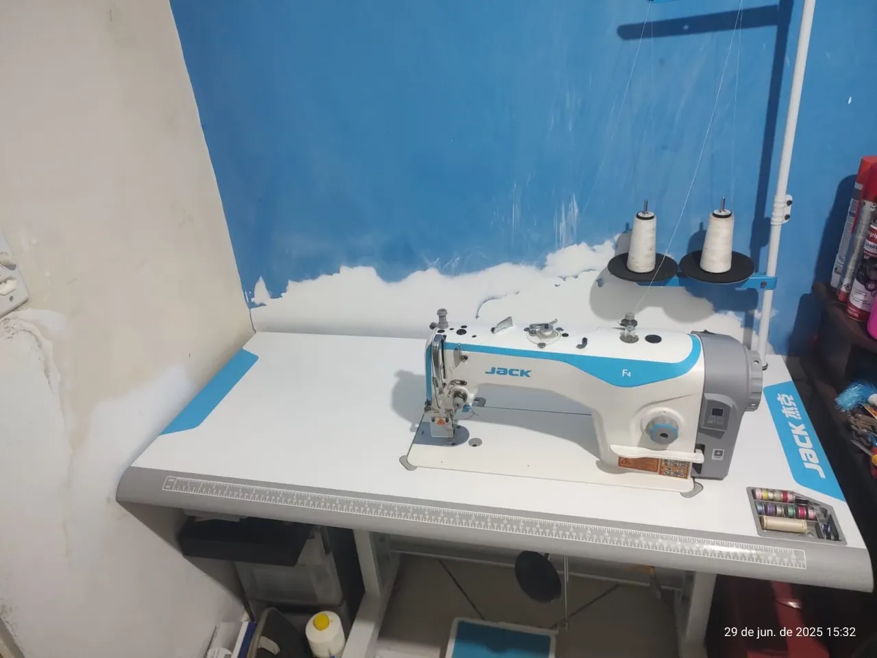 Vendo Por R$ 2.600,00 Máquina de Costura Industrial Jack,