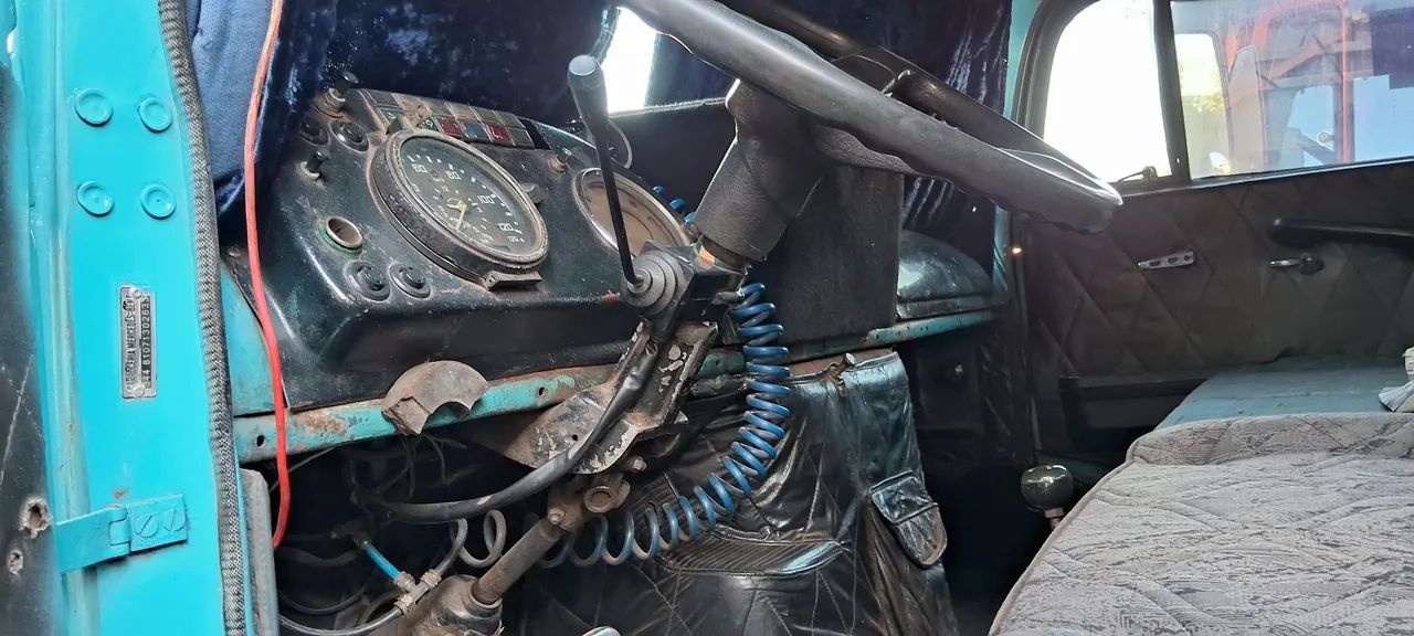 VENDE SE 1113 ano 69 mod 83 já consta no documento... - Foto 6