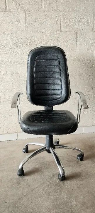 Cadeira presidente giratória 