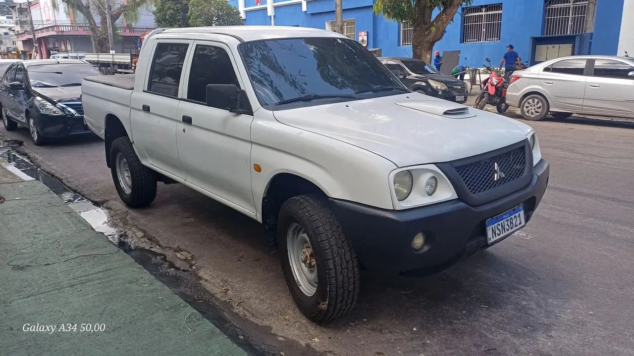 Vendo caminhonete l200 2009/2010 - Foto 2