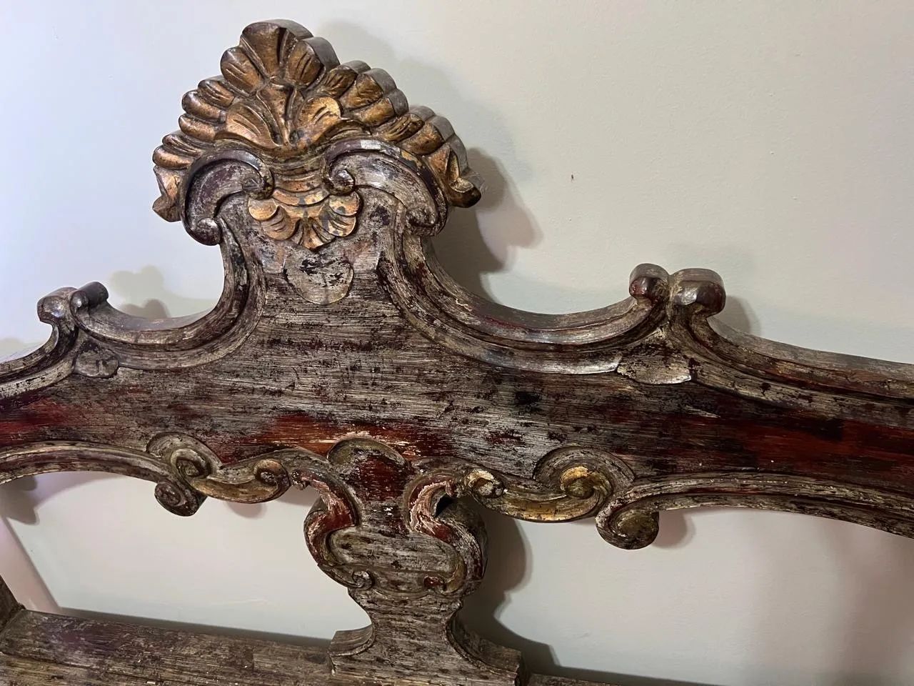 Banco Entalhado  - Foto 5