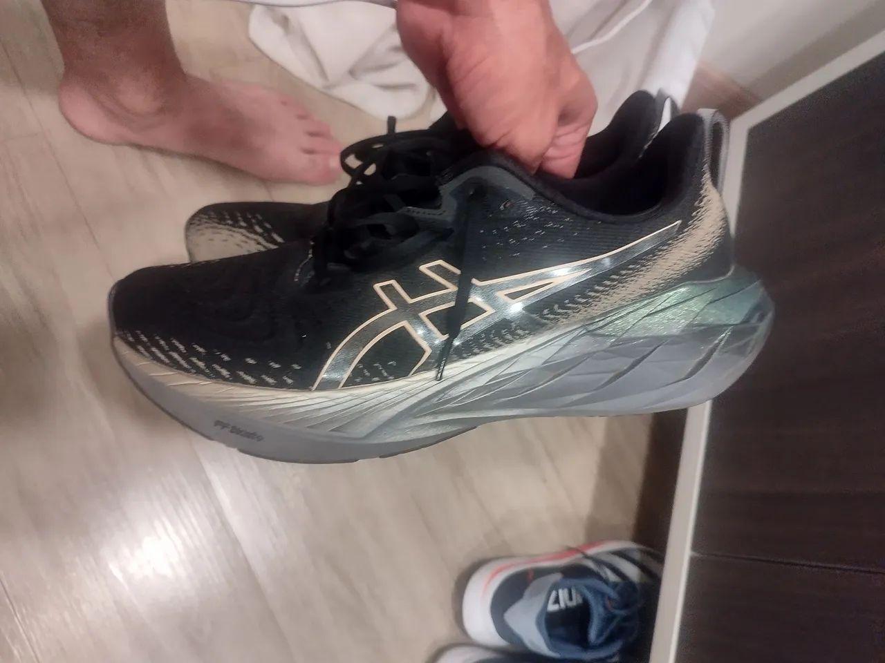 Tênis Asics Masculino - usado pouquíssimo por 550,00 - Foto 3