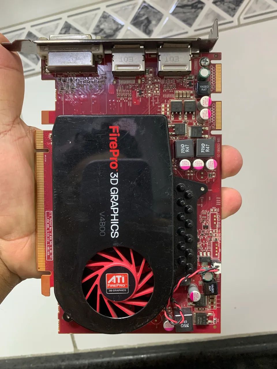 Placa De Vídeo Firepro 3d Graphics V3750 Pcie 256mb 