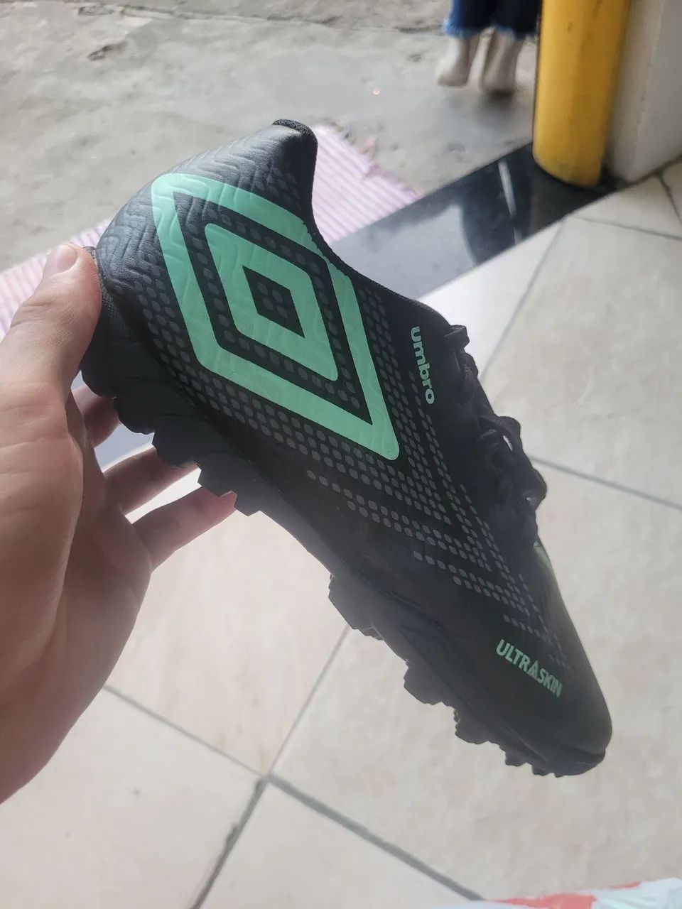 VENDE-SE CHUTEIRA 