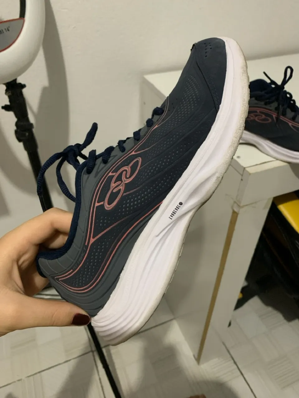 Tênis Olympikus Azul com Detalhes Rosa