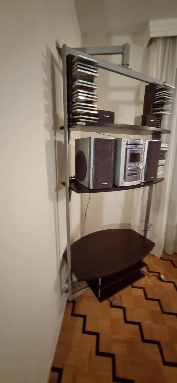 Estante para som com design moderno