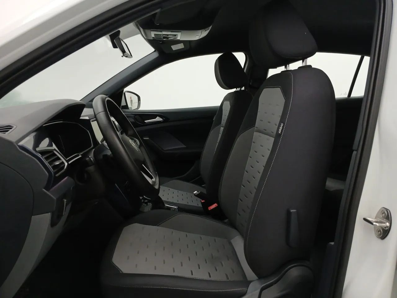 Volkswagen T-Cross Comfortline 1.0 TSI Flex 5P Aut., foto 16 de 18