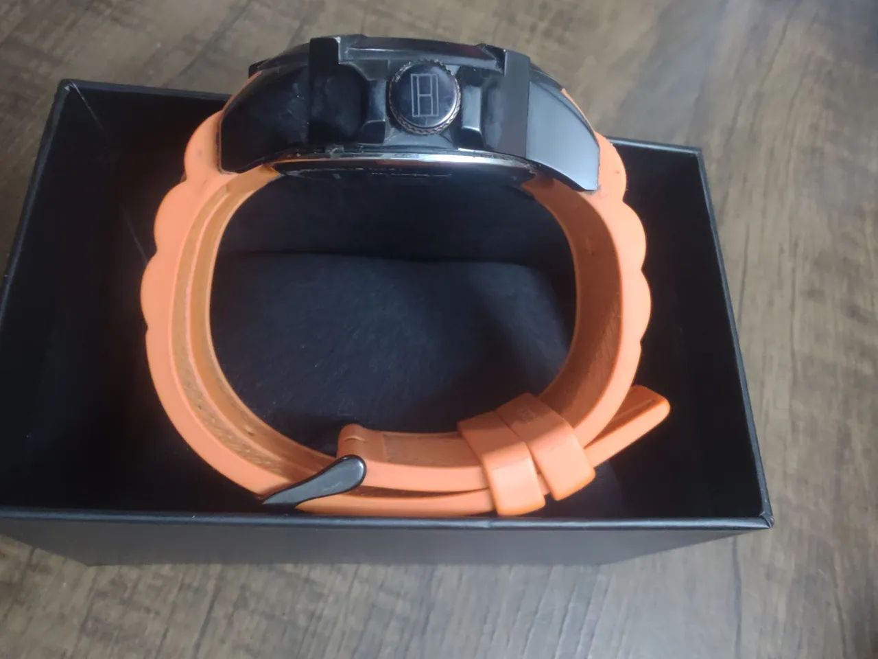 Relógio Tommy Hilfiger Masculino Laranja - Foto 4
