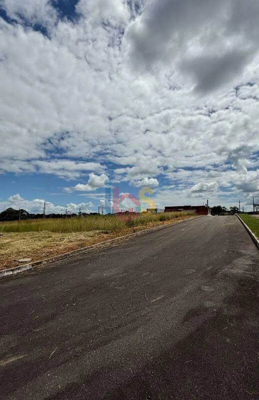 Vendo Lote com Excelente Localização - Foto 2