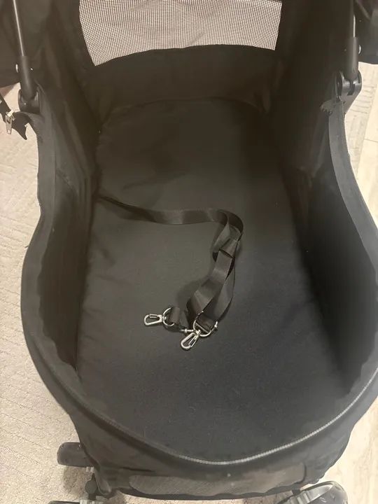 Carrinho de passeio para cães e gatos