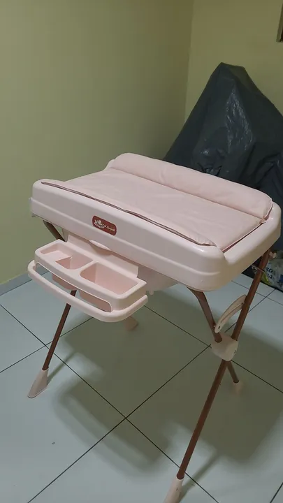Trocador de Bebê Rosa