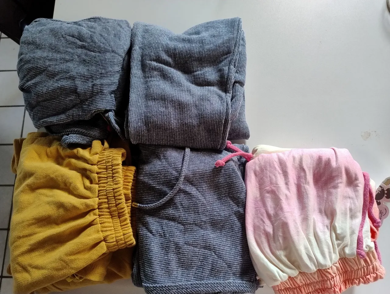 Lote de Roupas - 5 peças de moletons novos