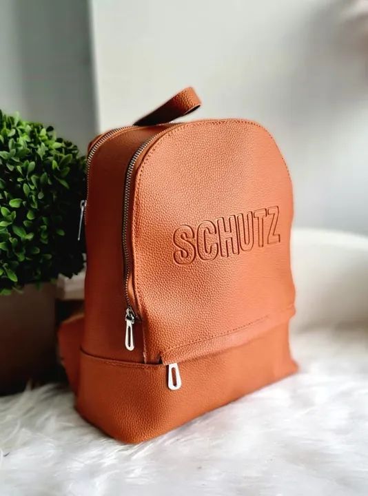 Mochila Schutz Marrom