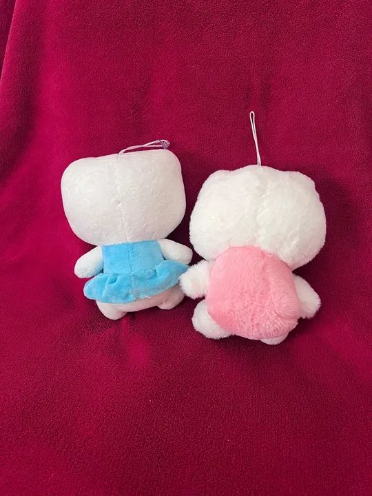 Par de Pelúcias Hello Kitty rosa e azul - Foto 2