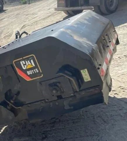 Vassoura recolhedora hidráulica Caterpillar original  - Foto 5